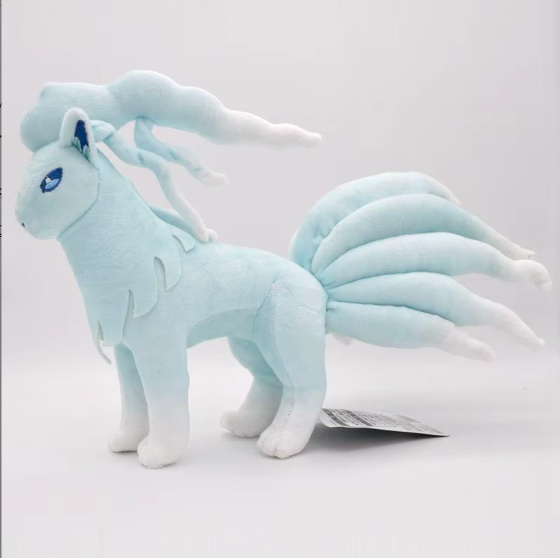 Pokemon - Alolan Ninetales - Plushie