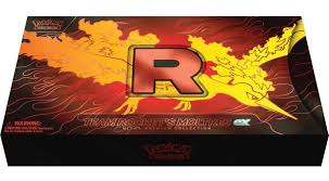Pokemon - Team Rocket's Moltres - Ultra Premium Collection